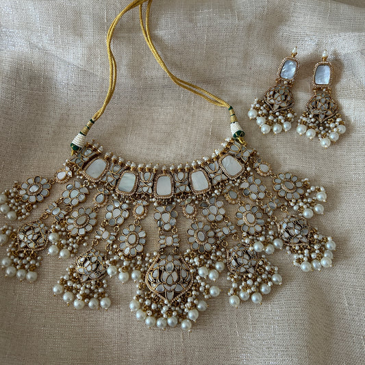 TAINA LUXE MOTHER OF PEARL SET (PRE-ORDER)