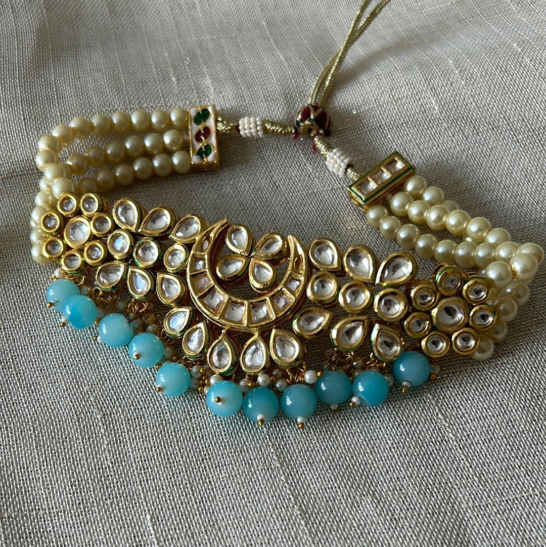 BLUE SOFI CHOKER SET