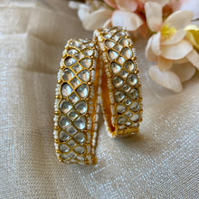 Load image into Gallery viewer, PAACHI KUNDAN LUXE BANGLES - The Jewel Project