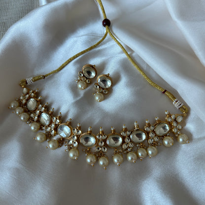 AZIRA PEARL KUNDAN SET