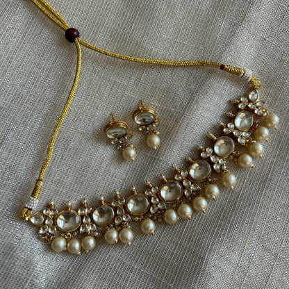 AZIRA PEARL KUNDAN SET