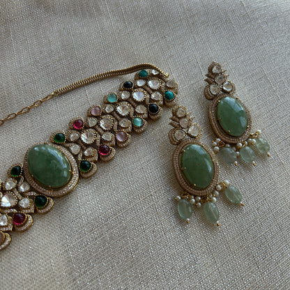 MINT AAIA CHOKER SET