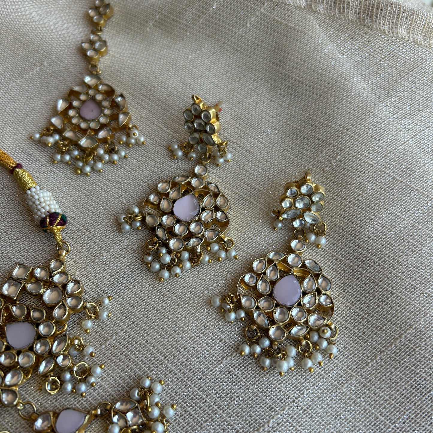 PINK ARYIN KUNDAN SET