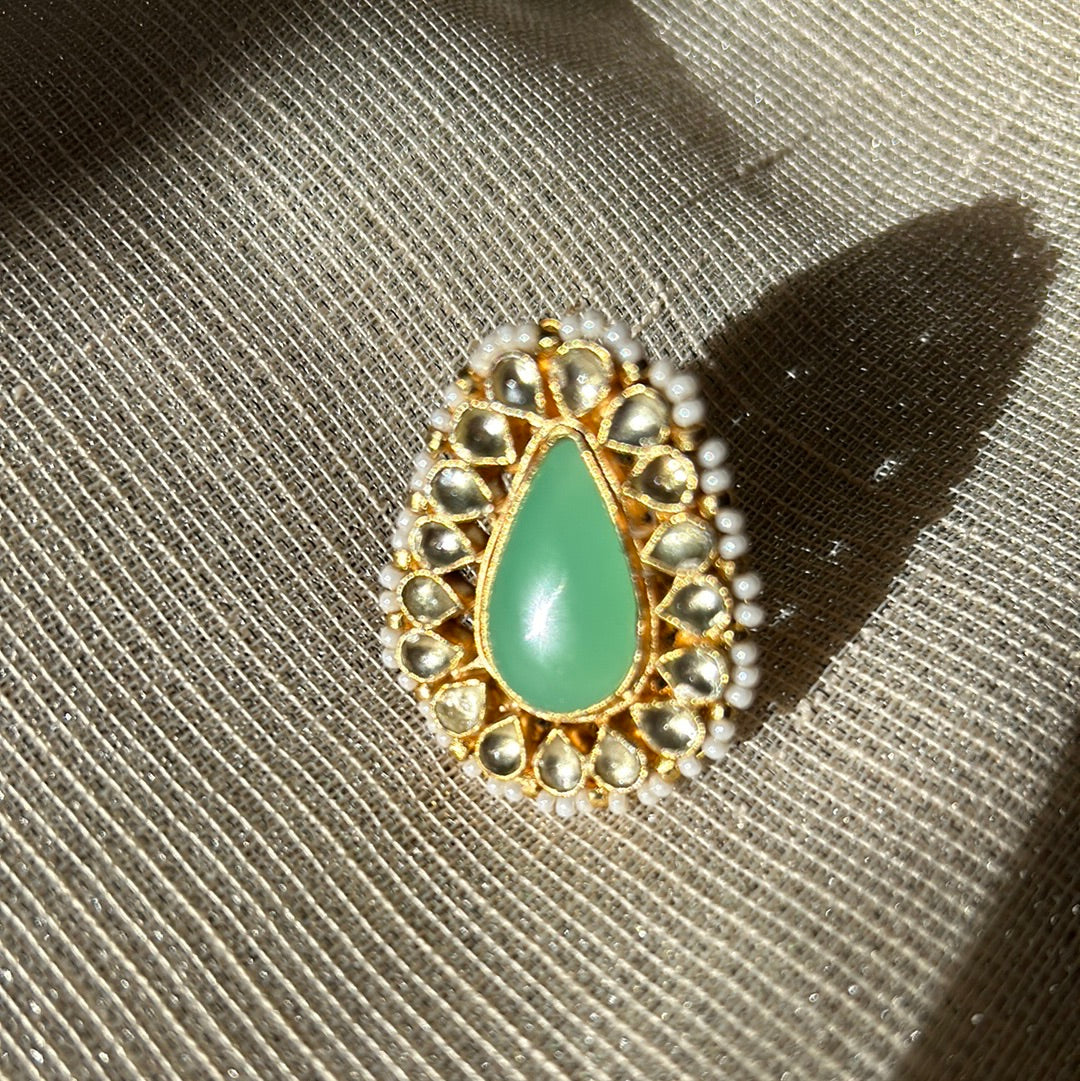 GREEN KUNDAN RING