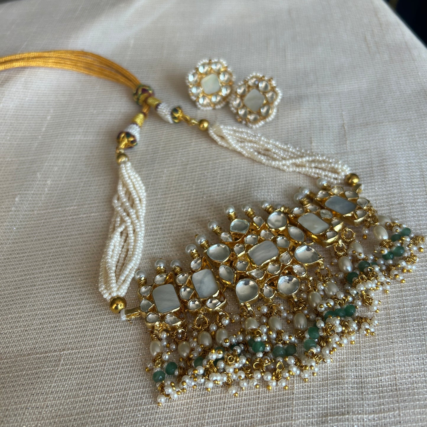 MOTHER OF PEARL NEET SET