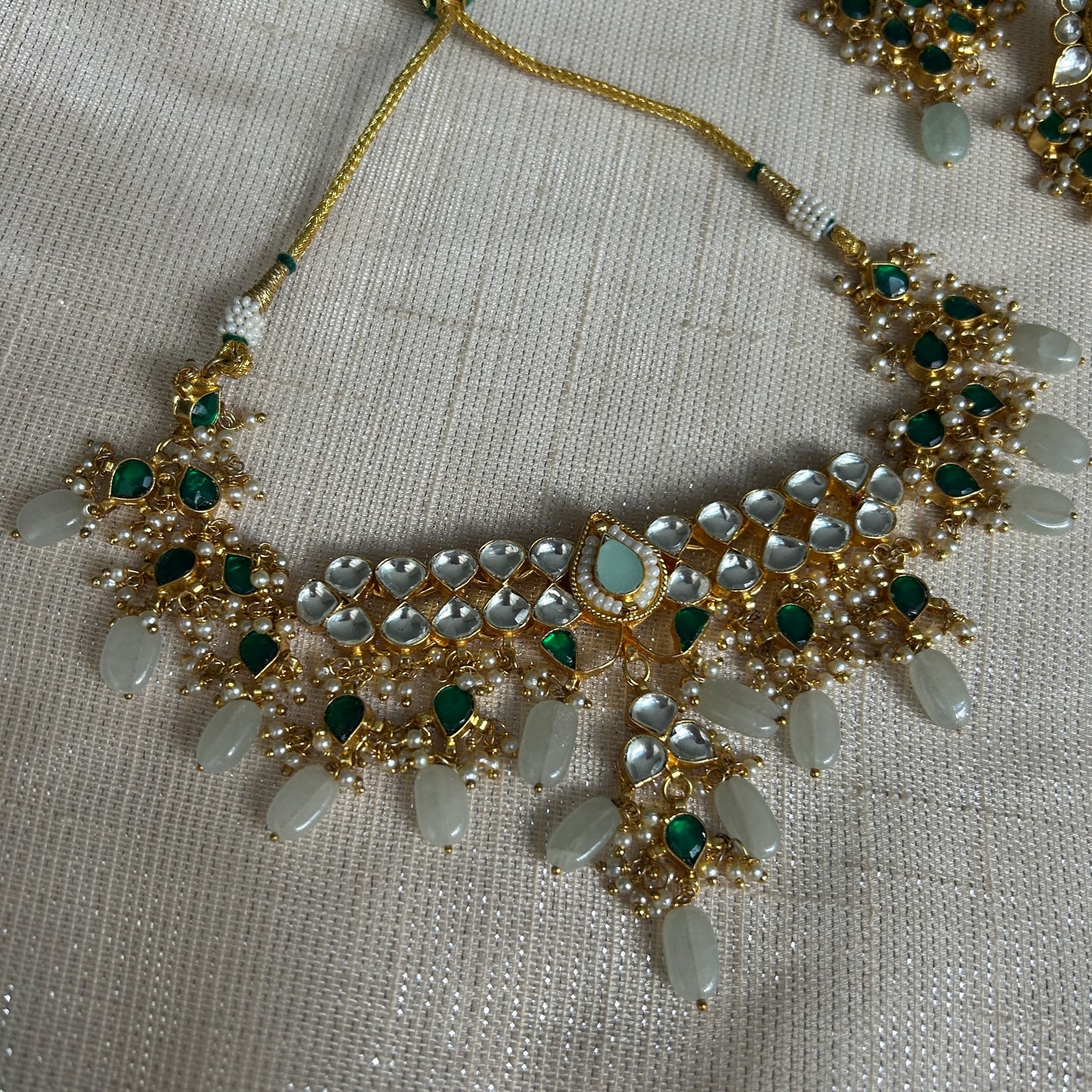 GREEN KUNDAN SET