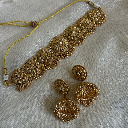 GOLD REGAL PASSA JHUMKI SET