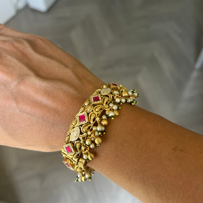 GOLDEN KANGAN BANGLES