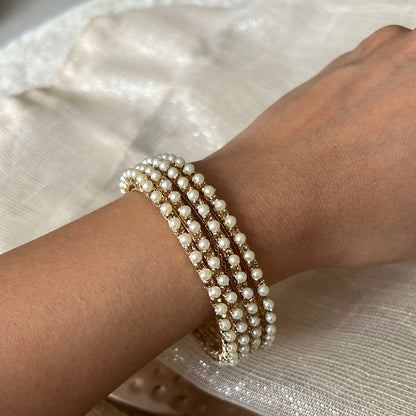 THIN PEARL BANGLES