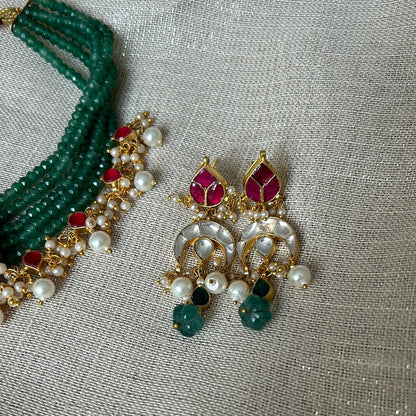 ISHIR GREEN BEAD SET