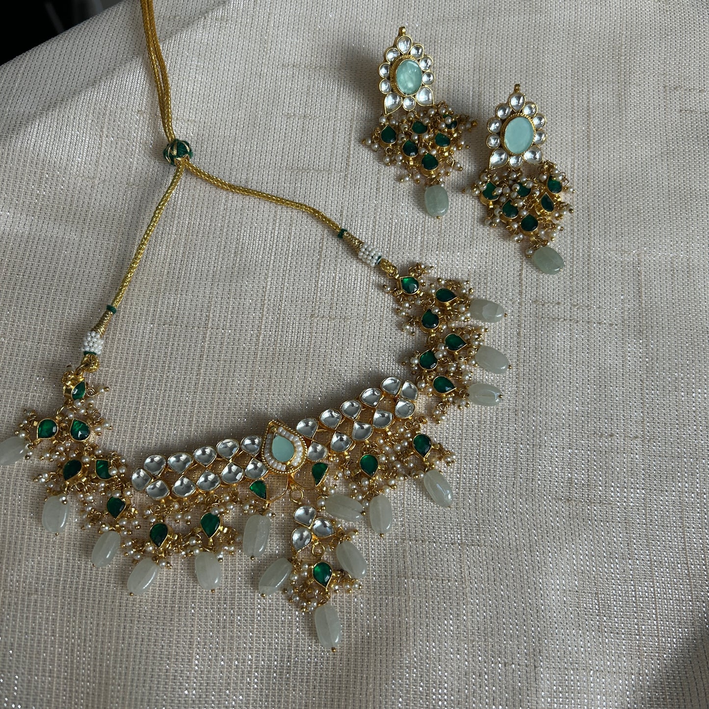 GREEN KUNDAN SET