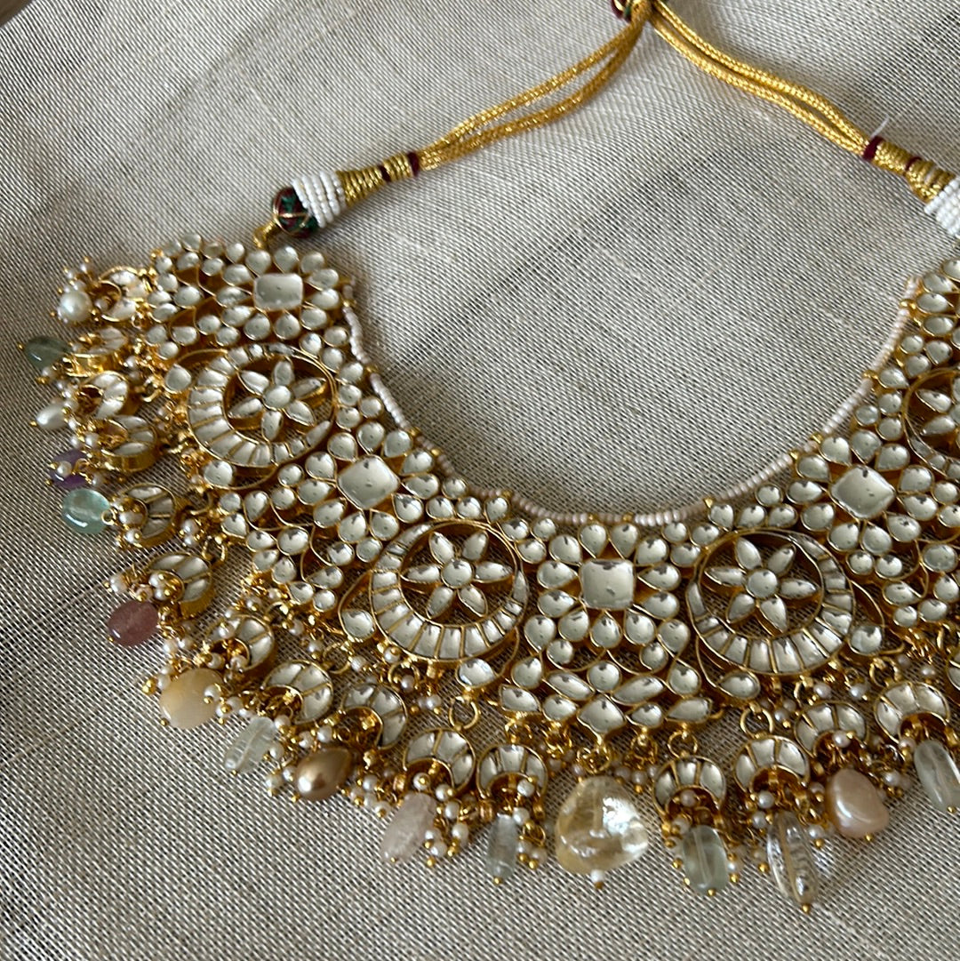 TYAANI LUXE KUNDAN SET