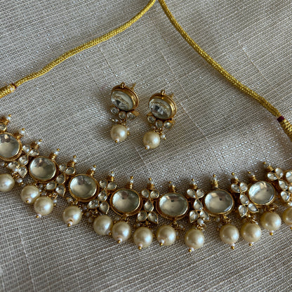 AZIRA PEARL KUNDAN SET