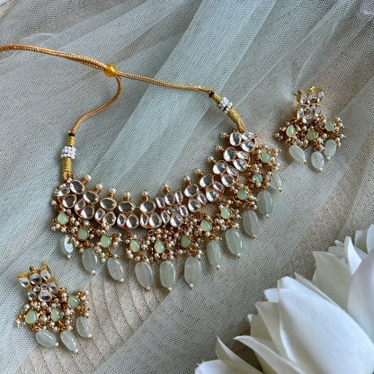 VAANI KUNDAN CHOKER SET