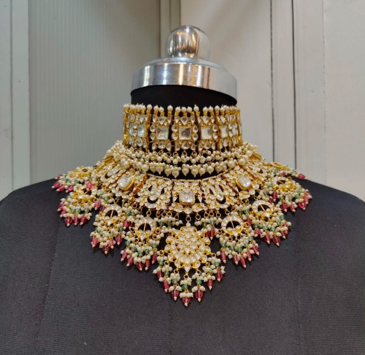 SHONA LUXE KUNDAN SET (PRE-ORDER)