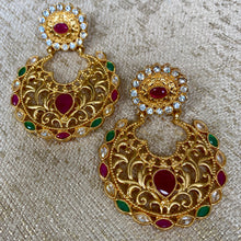 Load image into Gallery viewer, KULDISH EARRINGS - The Jewel Project