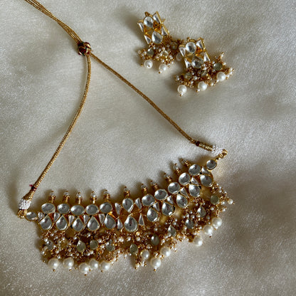 VAANI KUNDAN CHOKER SET