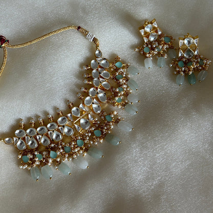 VAANI KUNDAN CHOKER SET