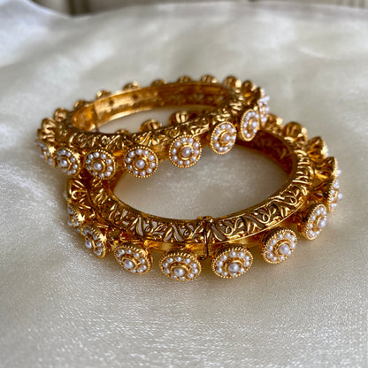 PEARL FLOWER KANGAN BANGLES - The Jewel Project